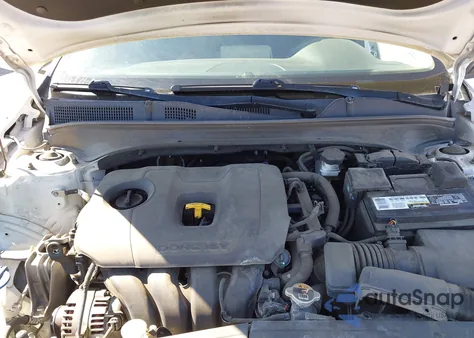 2019 Kia Forte Lxs z USA, uszkodzony, nr VIN 3KPF24AD0KE138029